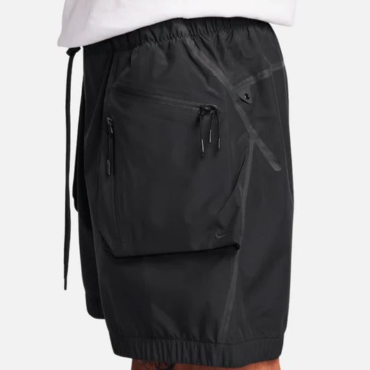 SHORT NIKE TECH BLACK 2026