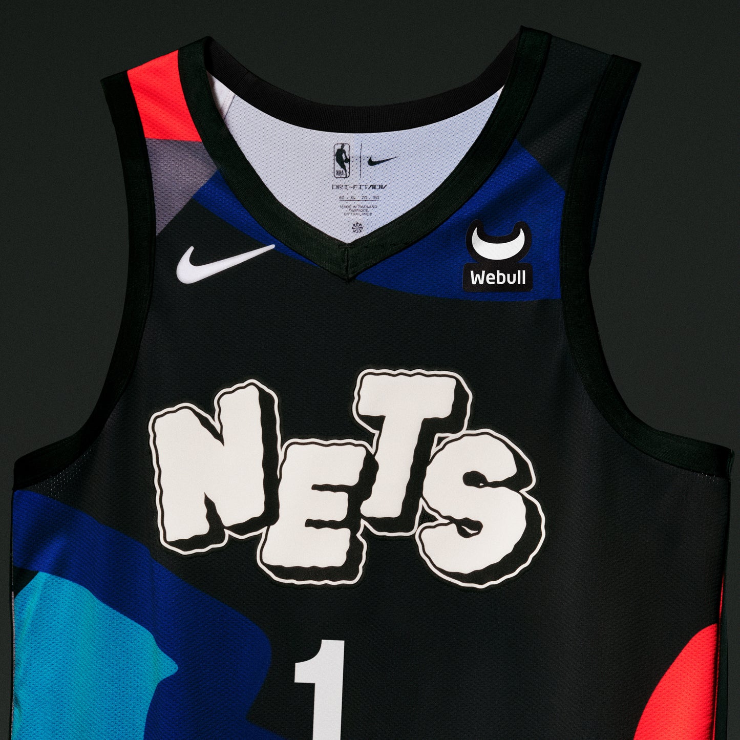 JERSEY NIKE BROOKLYN NETS x KAWS 2023-24
