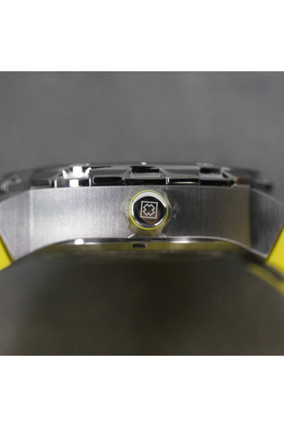 INVICTA RACING YELLOW