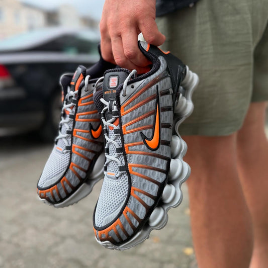 NIKE SHOX TL BRIGHT MANDARIN / GREY