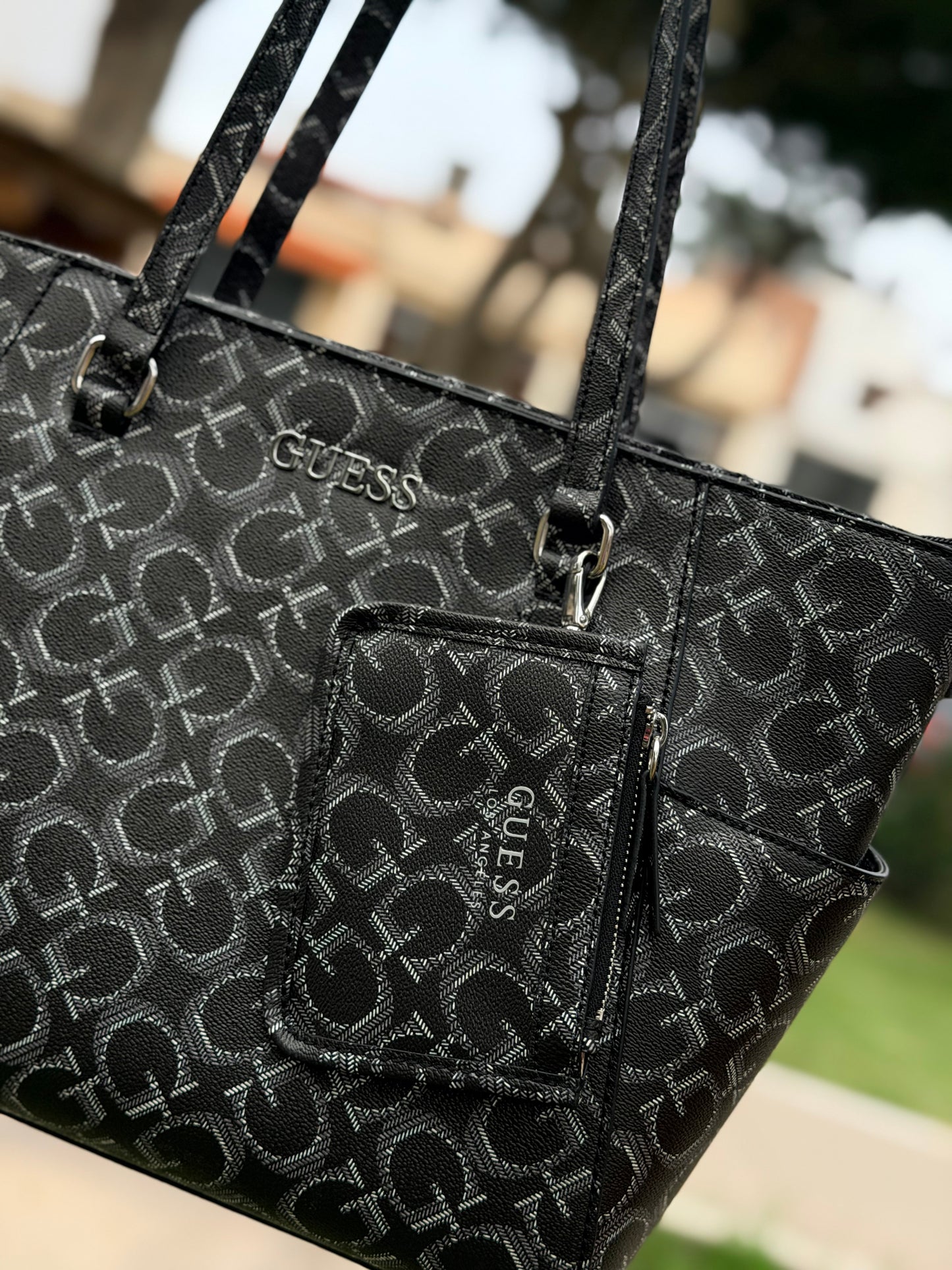 GUESS TOTE NEGRA + TARJETERO