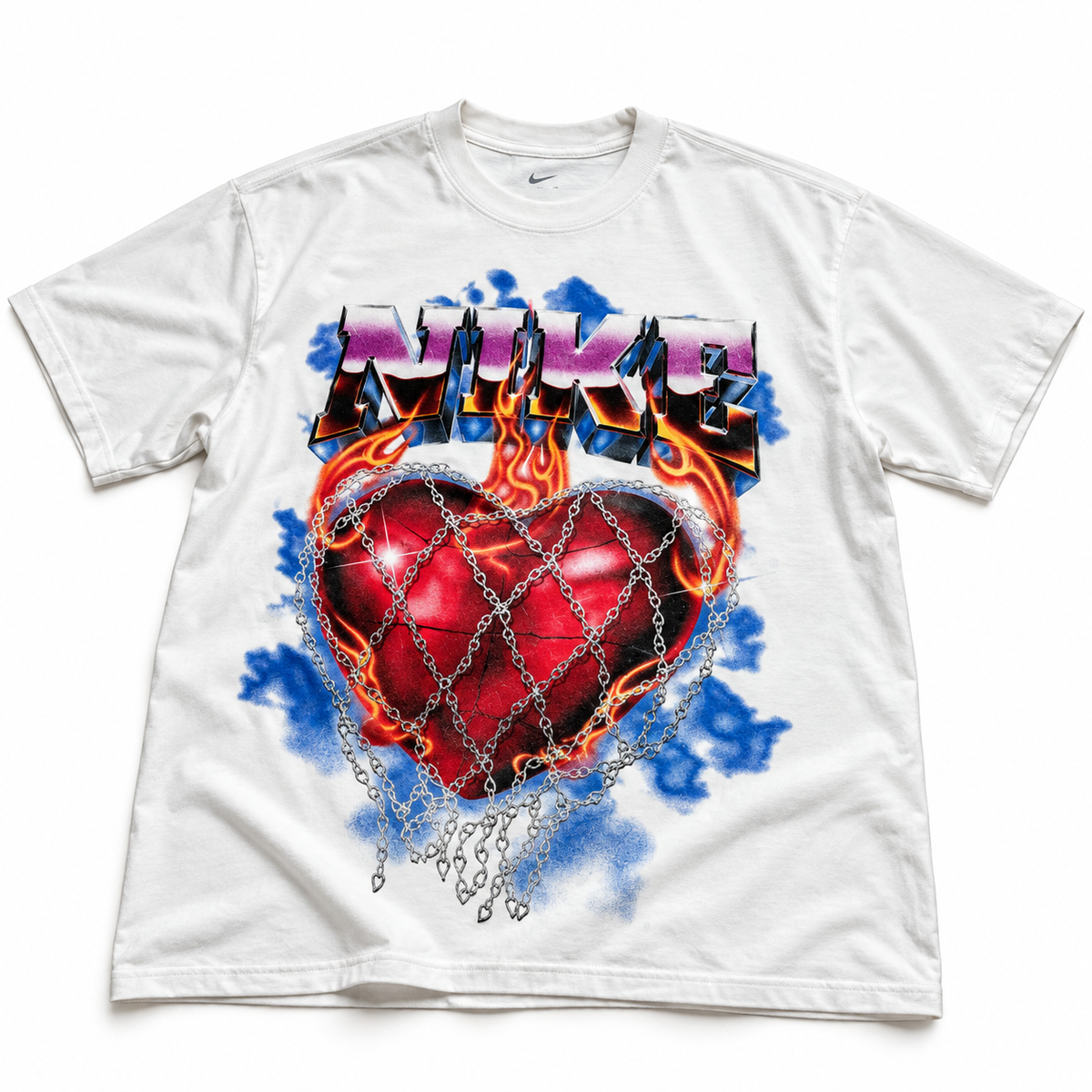 NIKE CORAZON ENCADENADO