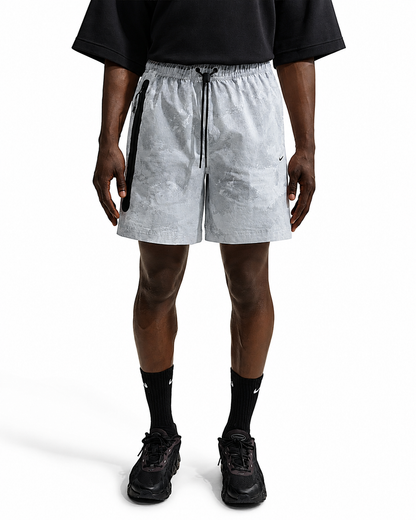 SHORT NIKE TECH 2028 NIEVE