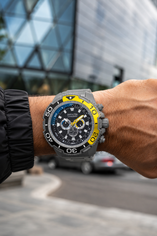INVICTA TITANIUM YELLOW