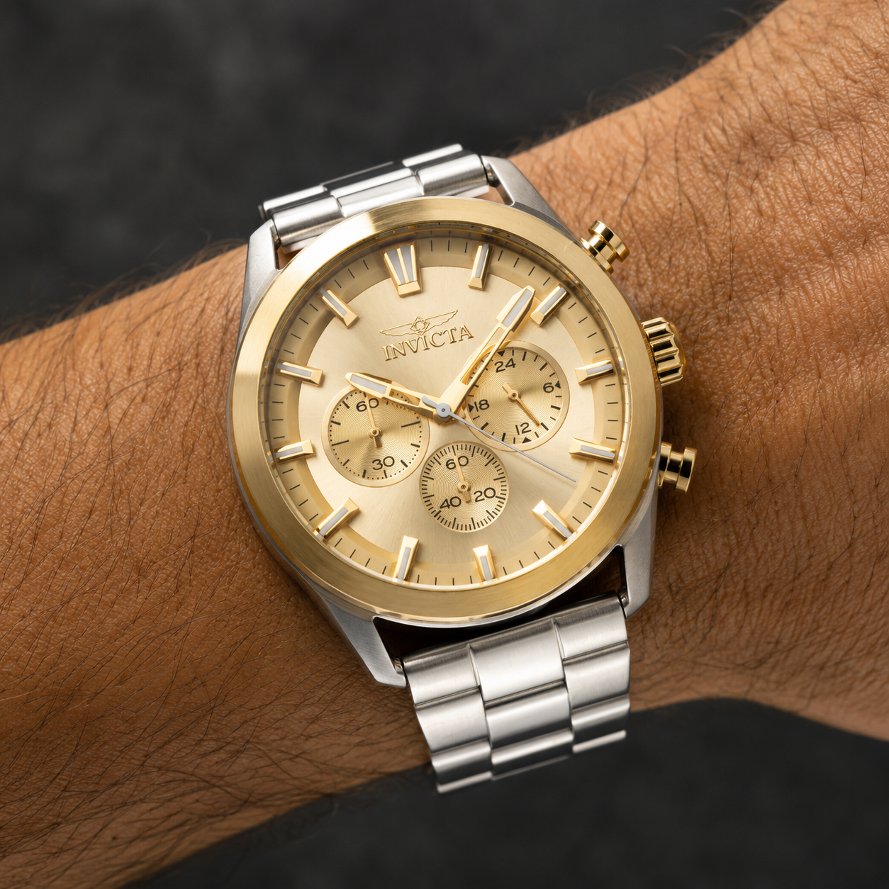 INVICTA SPEEDWAY GOLD