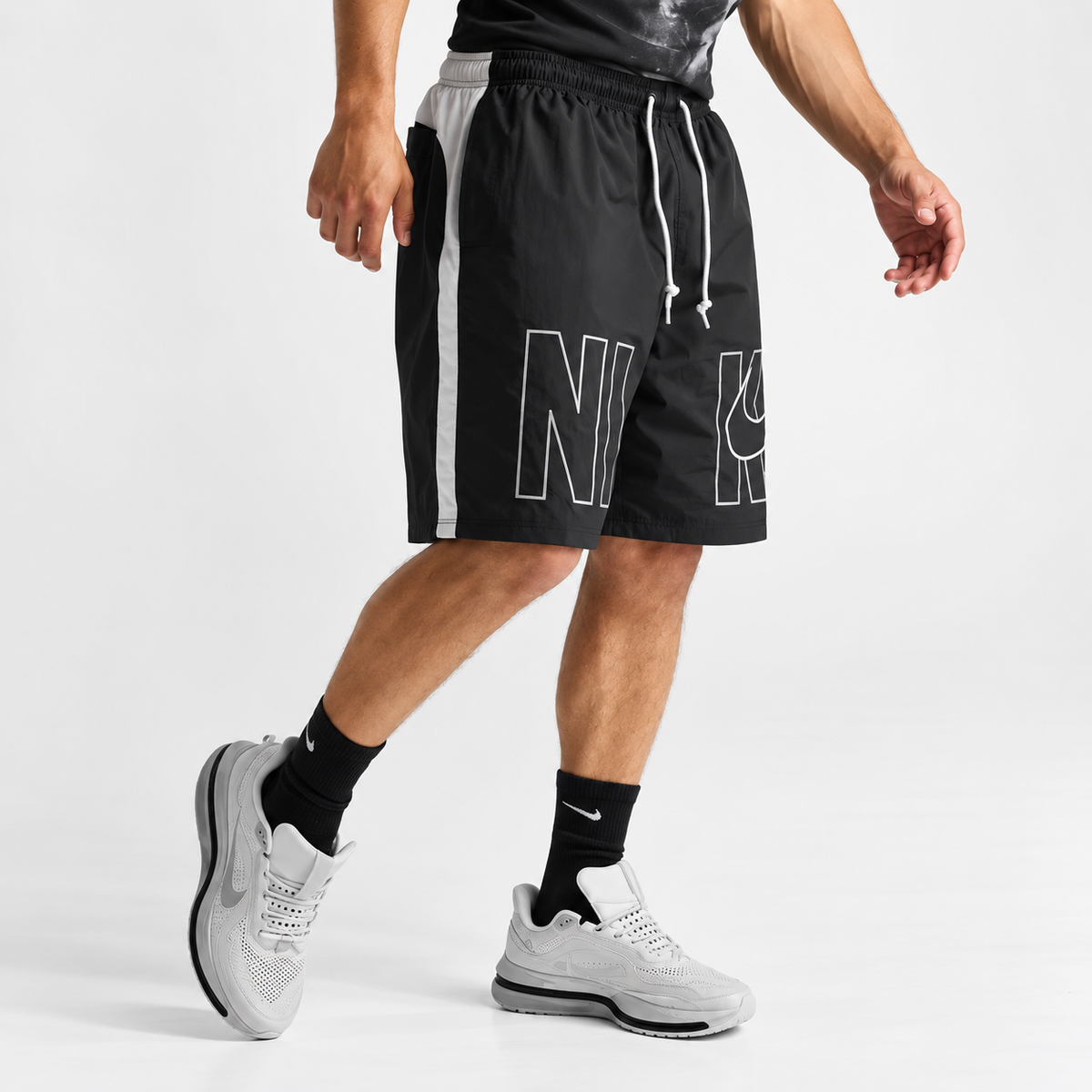 SHORT NIKE SPORTWEAR BORDADO