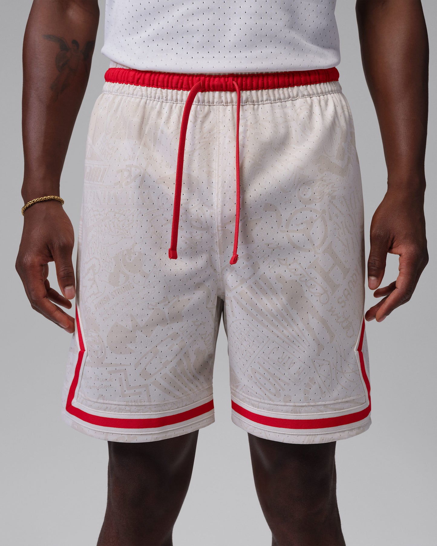 SHORT JORDAN DIAMOND ICE CREAM