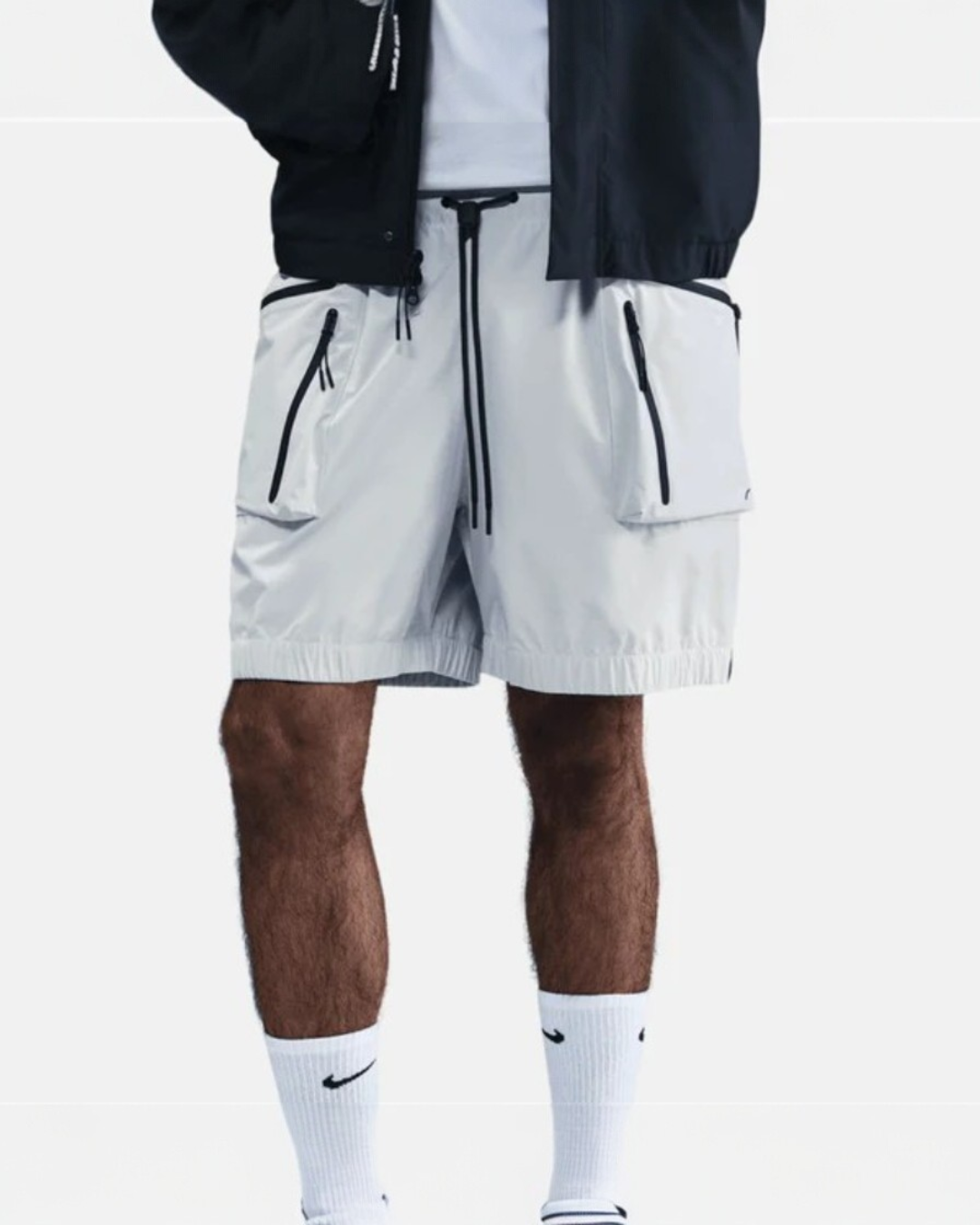 SHORT NIKE TECH 2026