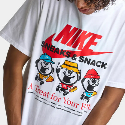 POLO NIKE SNEAKS & SNACK