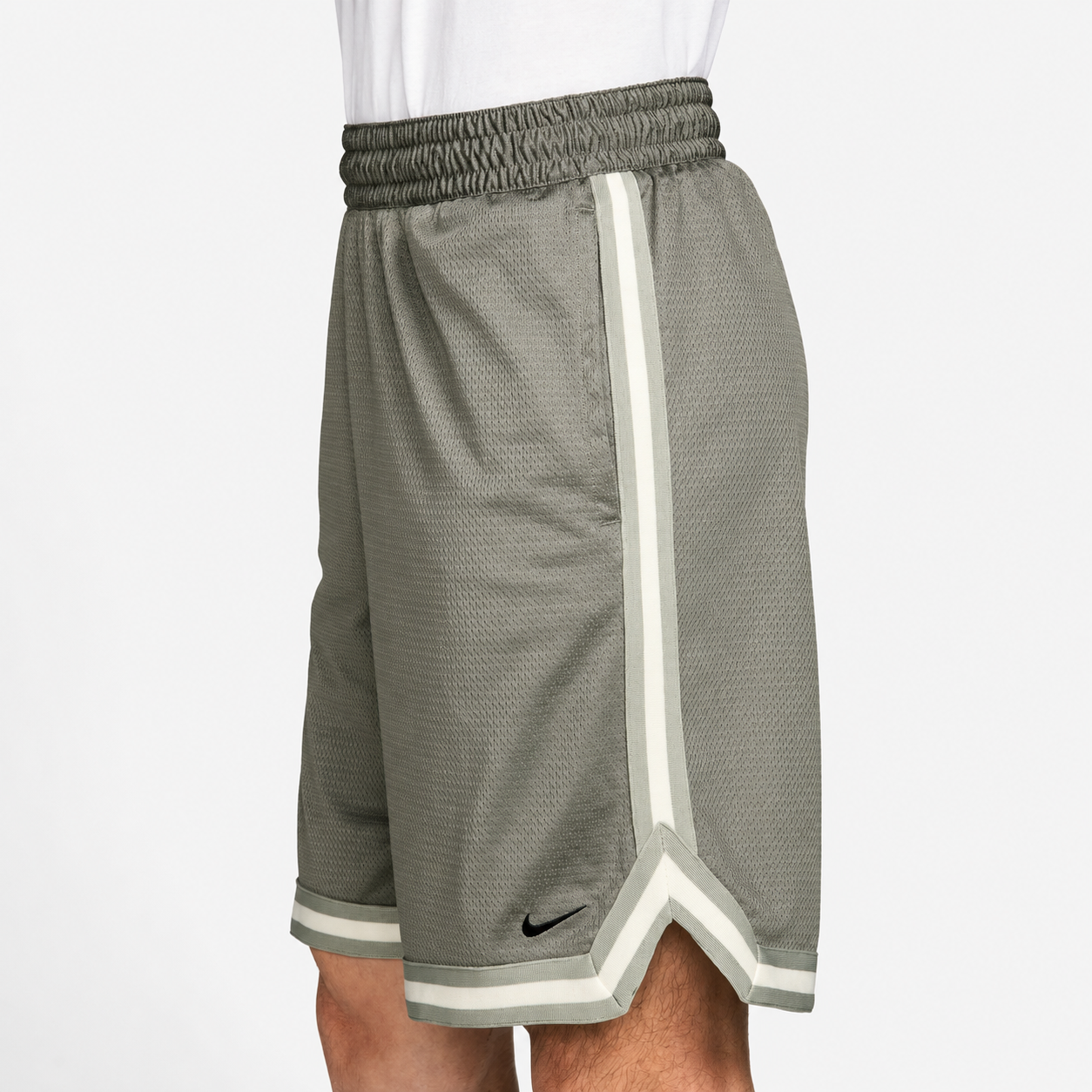 SHORT NIKE DNA GREEN CEMENT