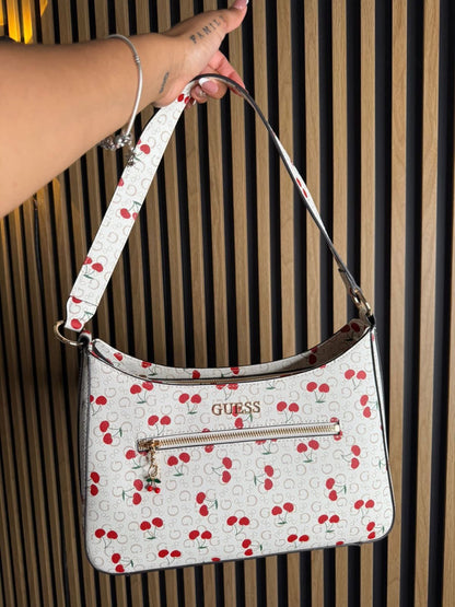 BAGUETTE GUESS CHERRY
