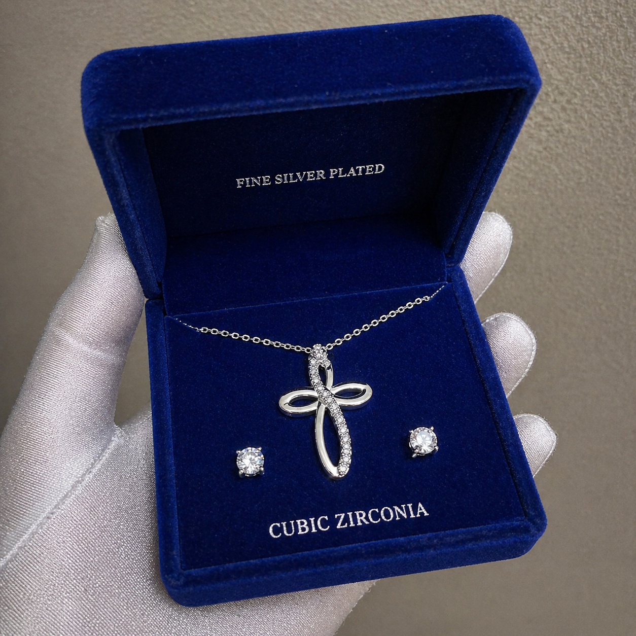 SET DE JOYAS -  “CRUZ INFINITA”