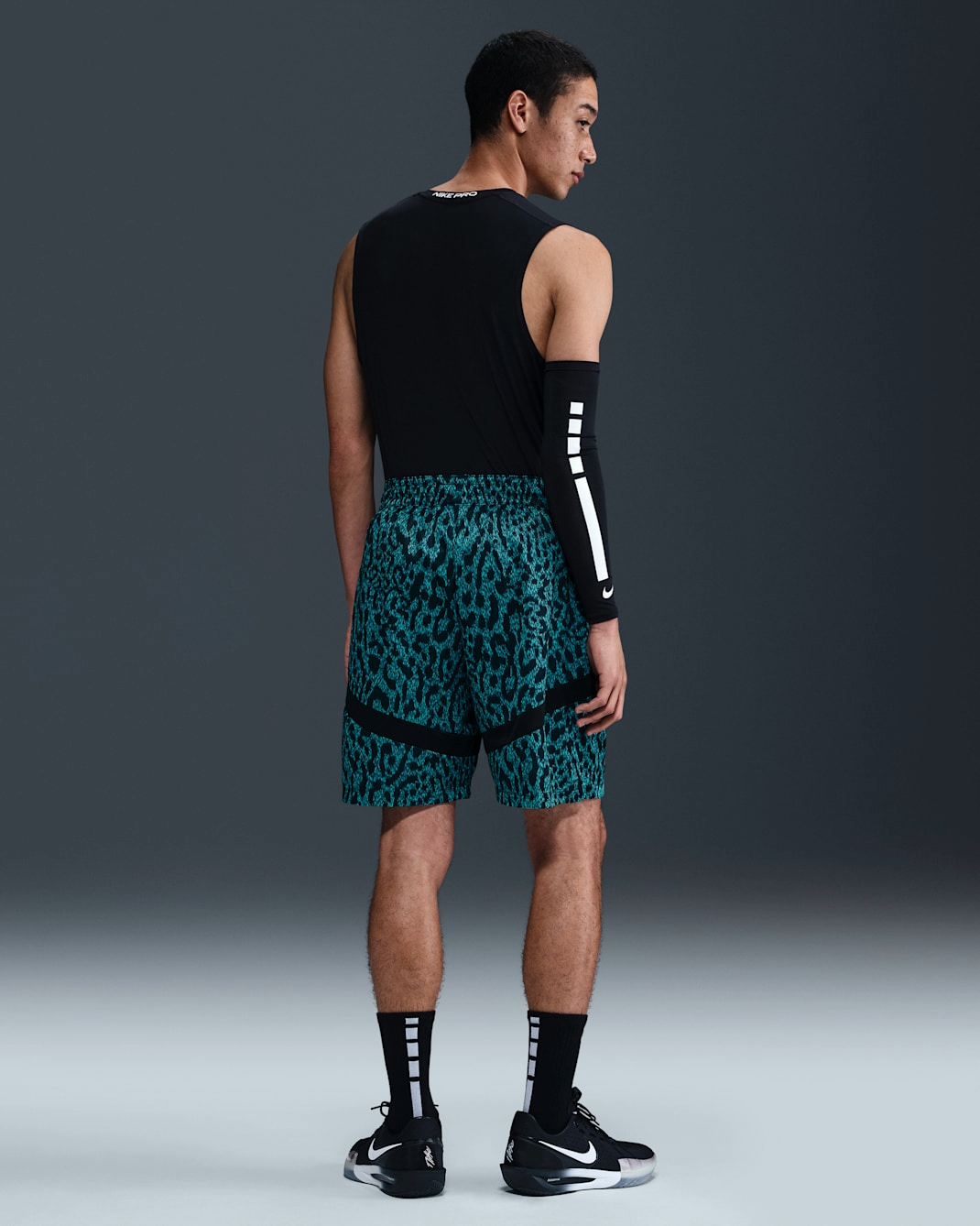 NIKE ANIMAL PRINT