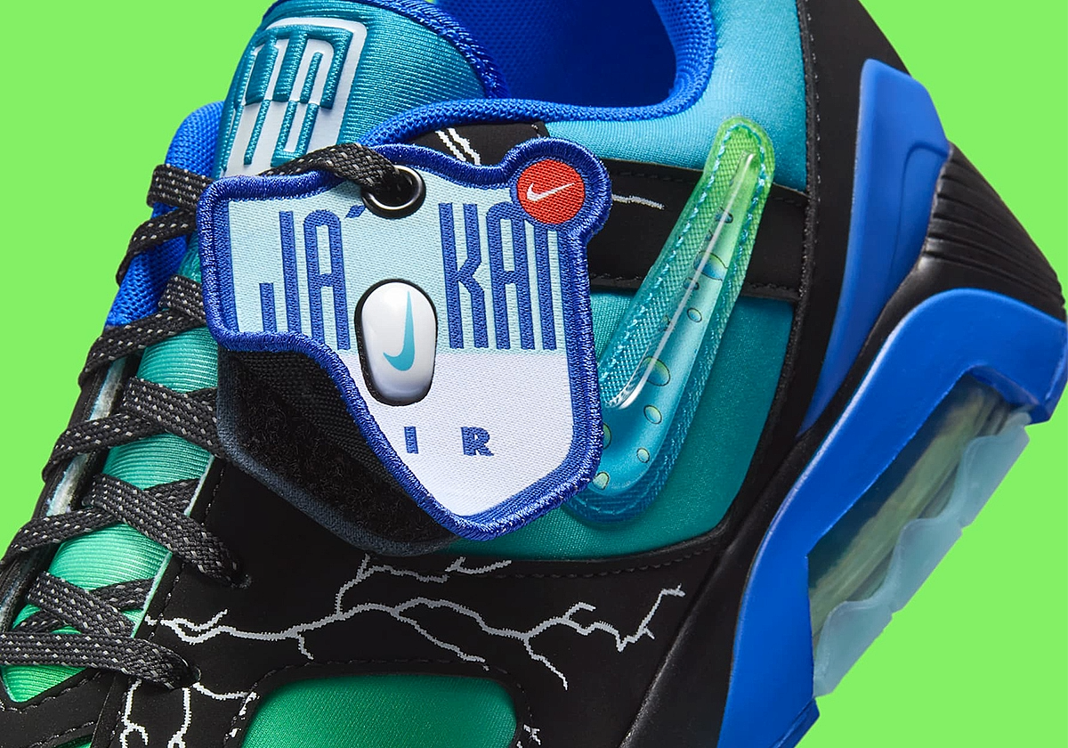 NIKE AIR MAX 180 DOERNBECHER EDICIÓN ESPECIAL