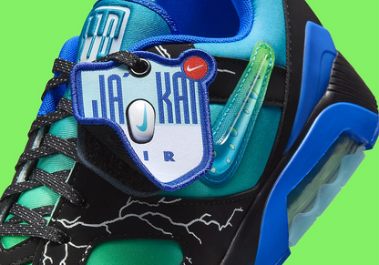 NIKE AIR MAX 180 DOERNBECHER EDICIÓN ESPECIAL
