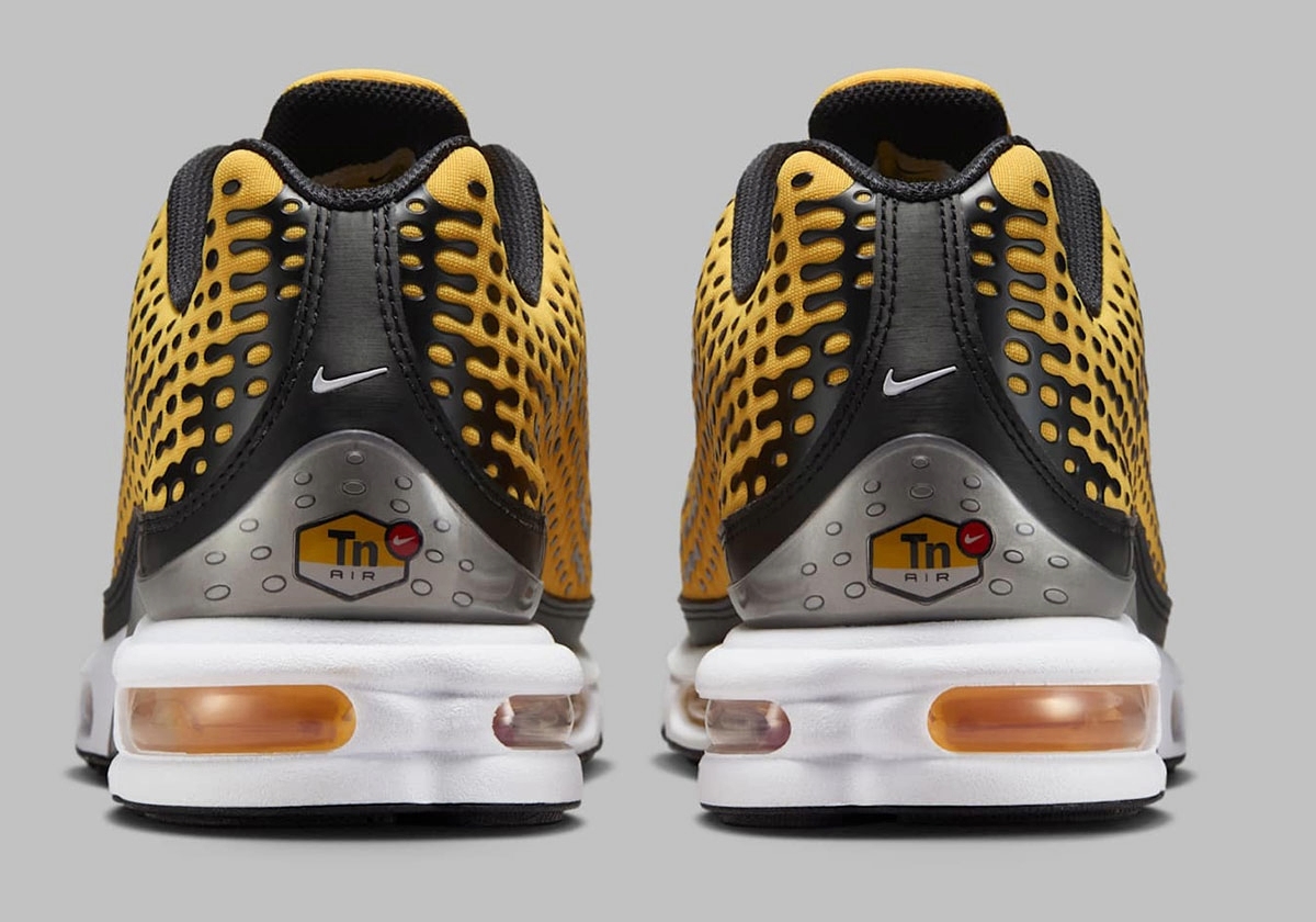 NIKE AIR MAX PLUS VII