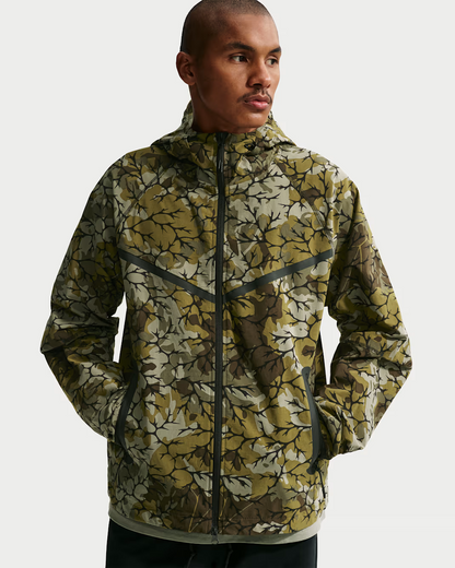 CASACA NIKE TECH CAMUFLADA WINDRUNNER