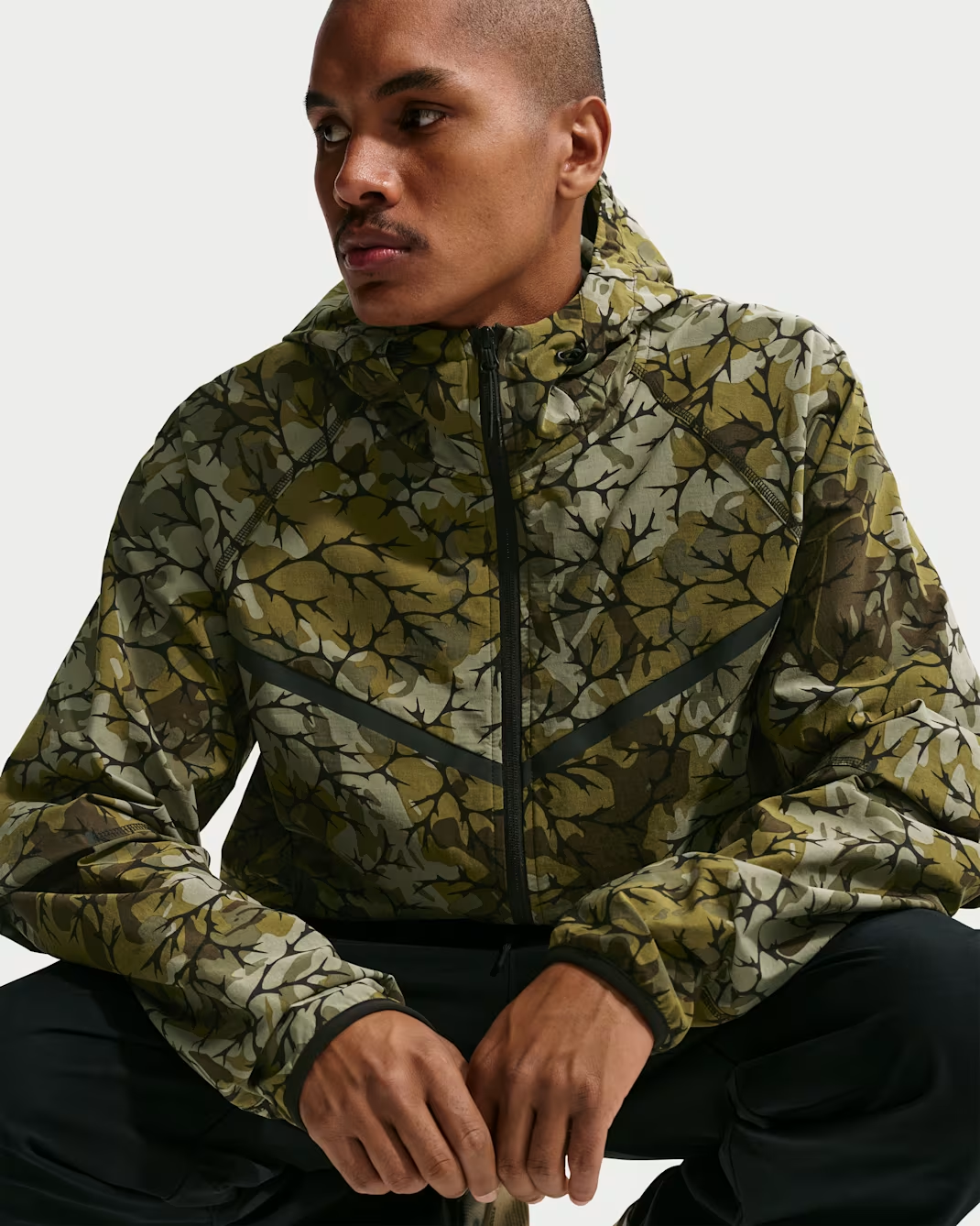 CASACA NIKE TECH CAMUFLADA WINDRUNNER