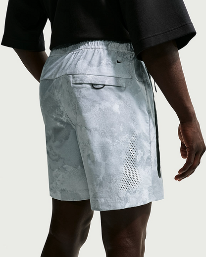 SHORT NIKE TECH 2028 NIEVE