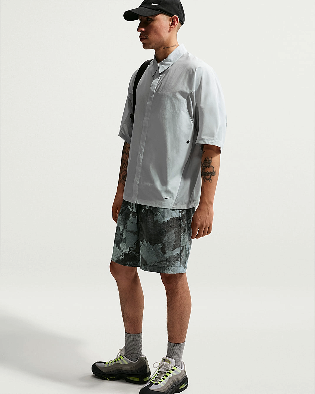 SHORT NIKE TECH 2028