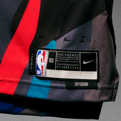 JERSEY NIKE BROOKLYN NETS x KAWS 2023-24